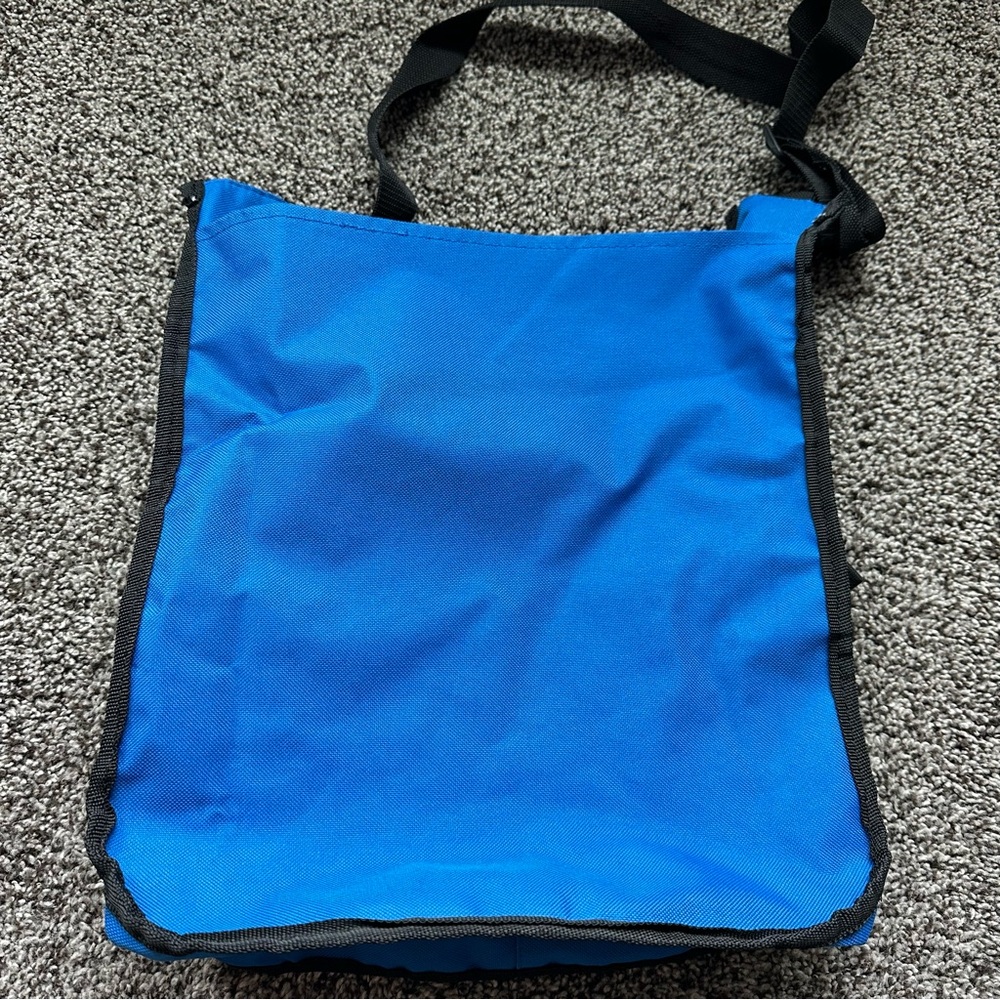 Kenny Chesney Corona Light 2012 Canvas Crossbody Bag - Picture 2 of 8